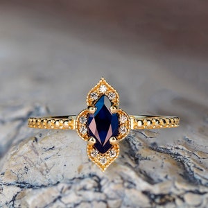 Marquise sapphire 14k gold ring/Sapphire vintage style ring/Blue sapphire ring/Sapphire minimalist ring/Sapphire gold ring/September ring.