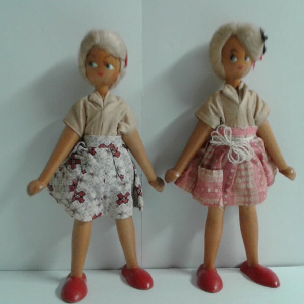 Vintage Polish Wooden Peg Dolls 9" Lot of 2