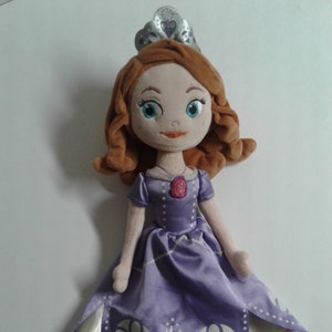 Sofia the first plush doll disney store new arrivals