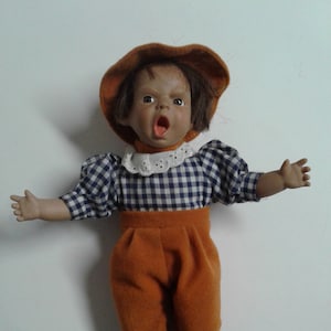 Pouting dolls sales