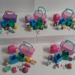 You Choose! Lot Of Shopkins Figures And Accessories (4)