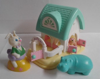 Vintage Fisher Price Smooshees Country Cuddlers Stable House Doll