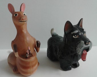 Juguetes de plástico vintage OK Toys Hong Kong de los años 60 con forma de perro y canguro de fricción