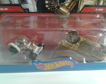 【Hot Wheels】スター・ウォーズ R2-D2 & C-3PO Amazon.com: Hot Wheels Star Wars R2-D2 and C-3PO Character