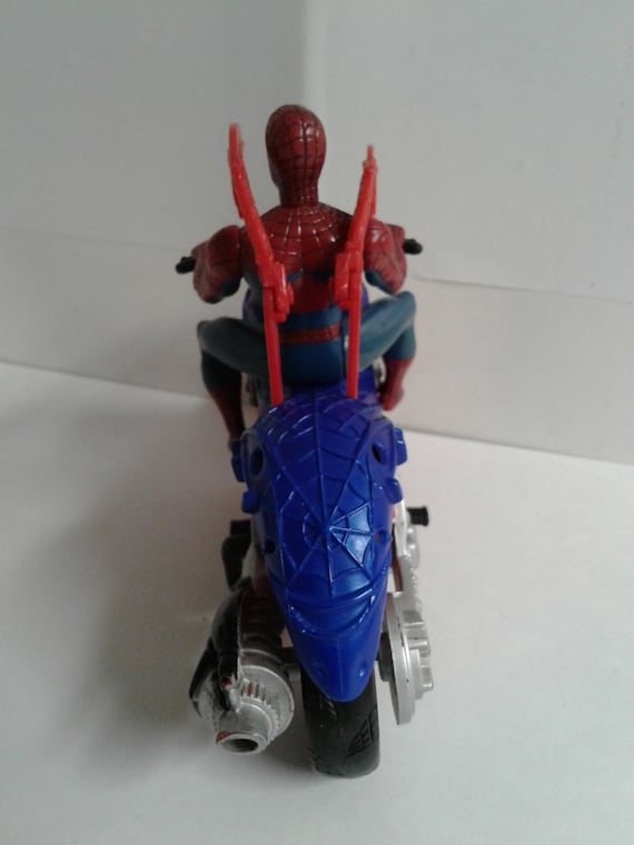 Marvel Spider-Man - Figurine avec moto 