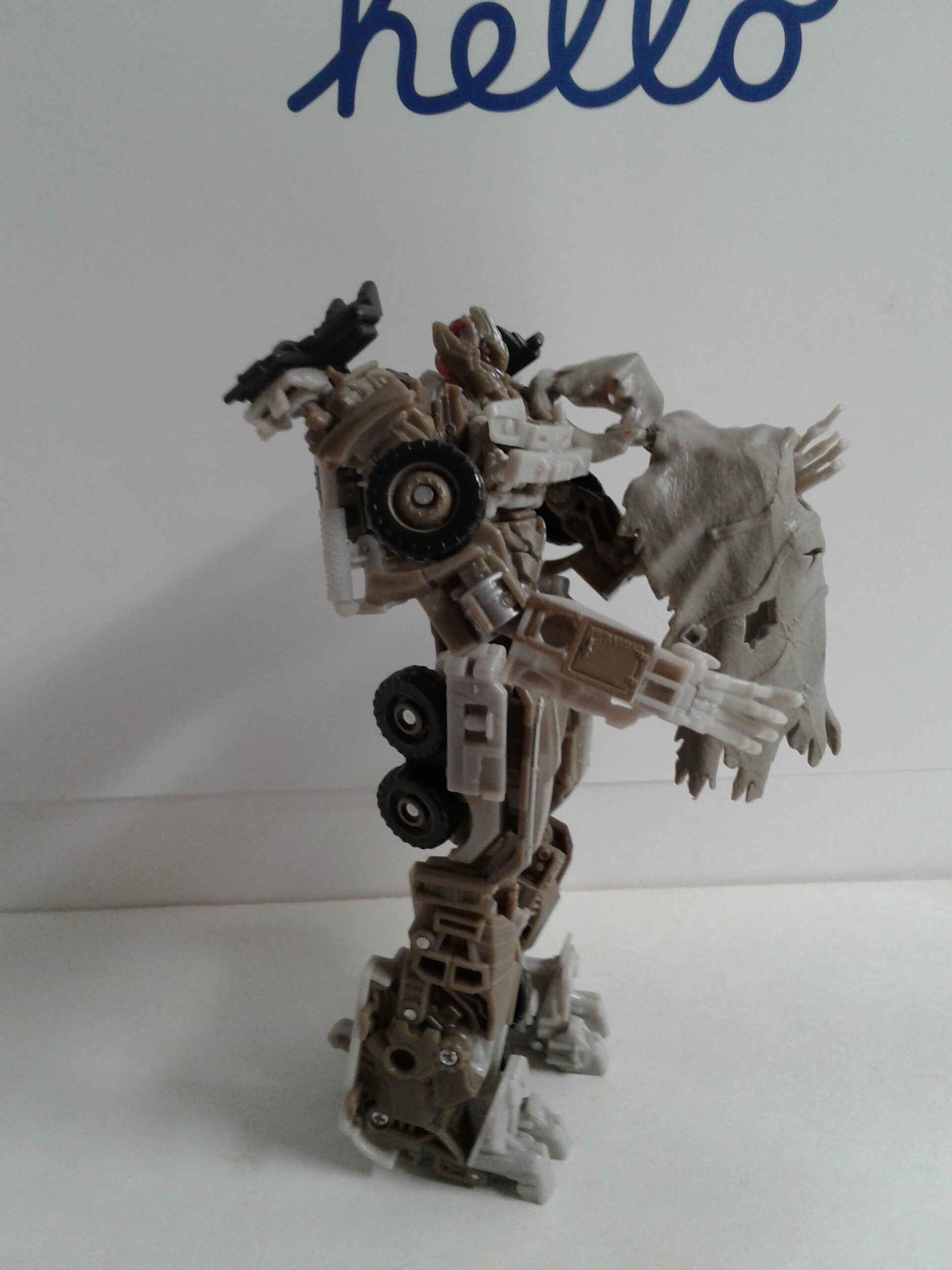 Transformers 3: Dark Of The Moon - Megatron MechTech Voyager Action Figure - 2