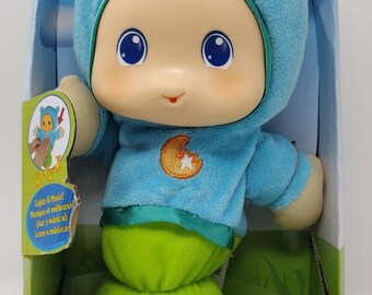 Playskool/hasbro Play Favourites Blue Lullaby Gloworm Plush Soft