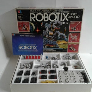 ROBOTIX Argus R-2000 Motorized Modular Building System Vintage