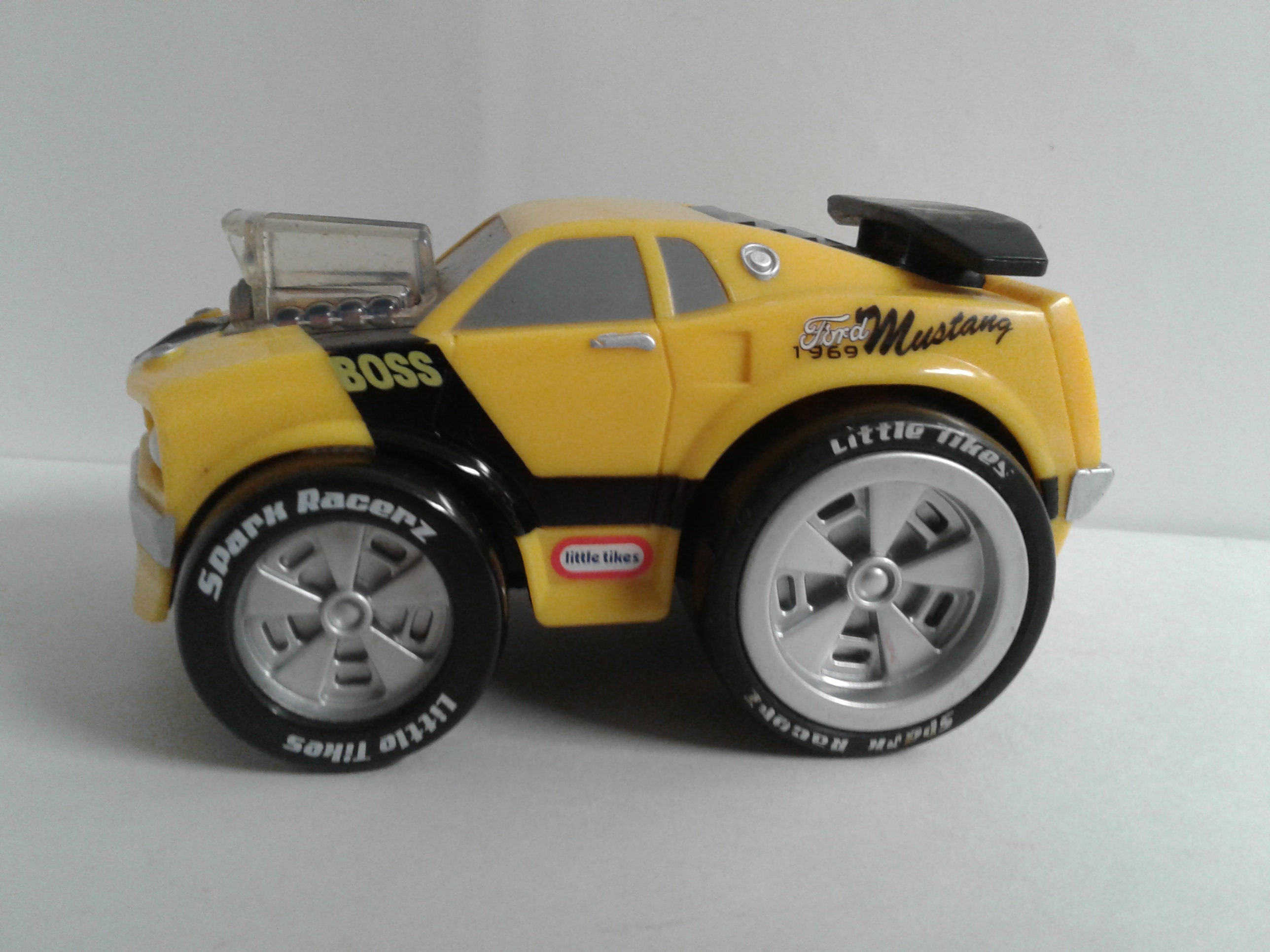 Little Tikes 1969 Ford Mustang Spark Racerz Boss Yellow Rev and Go