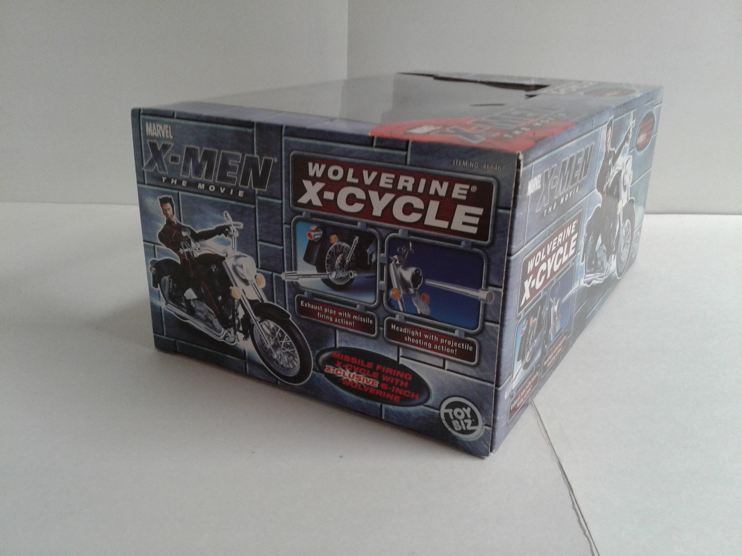 トイビズ ＸMEN　THE　MOVIE　WOLVERINE X-CYCLE Marvel X-Men The Movie Wolverine X-Cycle w/ 6