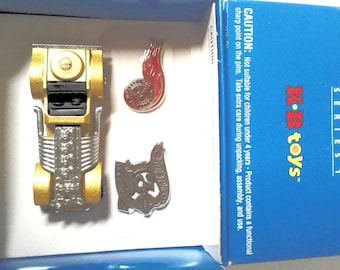 Hot Wheels Gold Sweet 16 Diecast Car KB Toys 1998 - Etsy