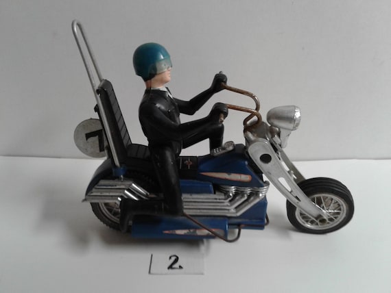 GEYPER man Hasbro MOTO POLICIA 未開封 1975年 You Choose! Vintage Hasbro 1971 Scream 'N Demons Daredevil