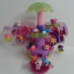 Spin Master Hatchimals Colleggtibles Secret Scene Playset Crystal