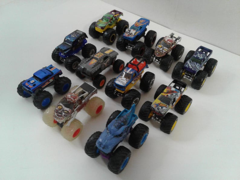 Hot Wheels Monster Jam Monster Truck 1:64 Diecast Vehicle Lot Of 11 image 2