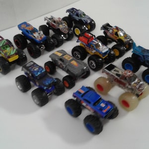 Hot Wheels Monster Jam Monster Truck 1:64 Diecast Vehicle Lot Of 11 image 3