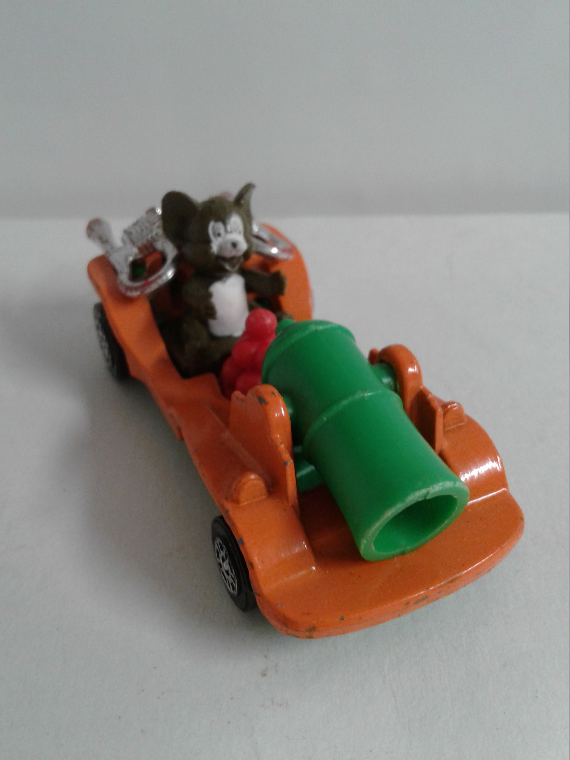 Amazon | コーギー トムのゴーカート キャラクターミニカー