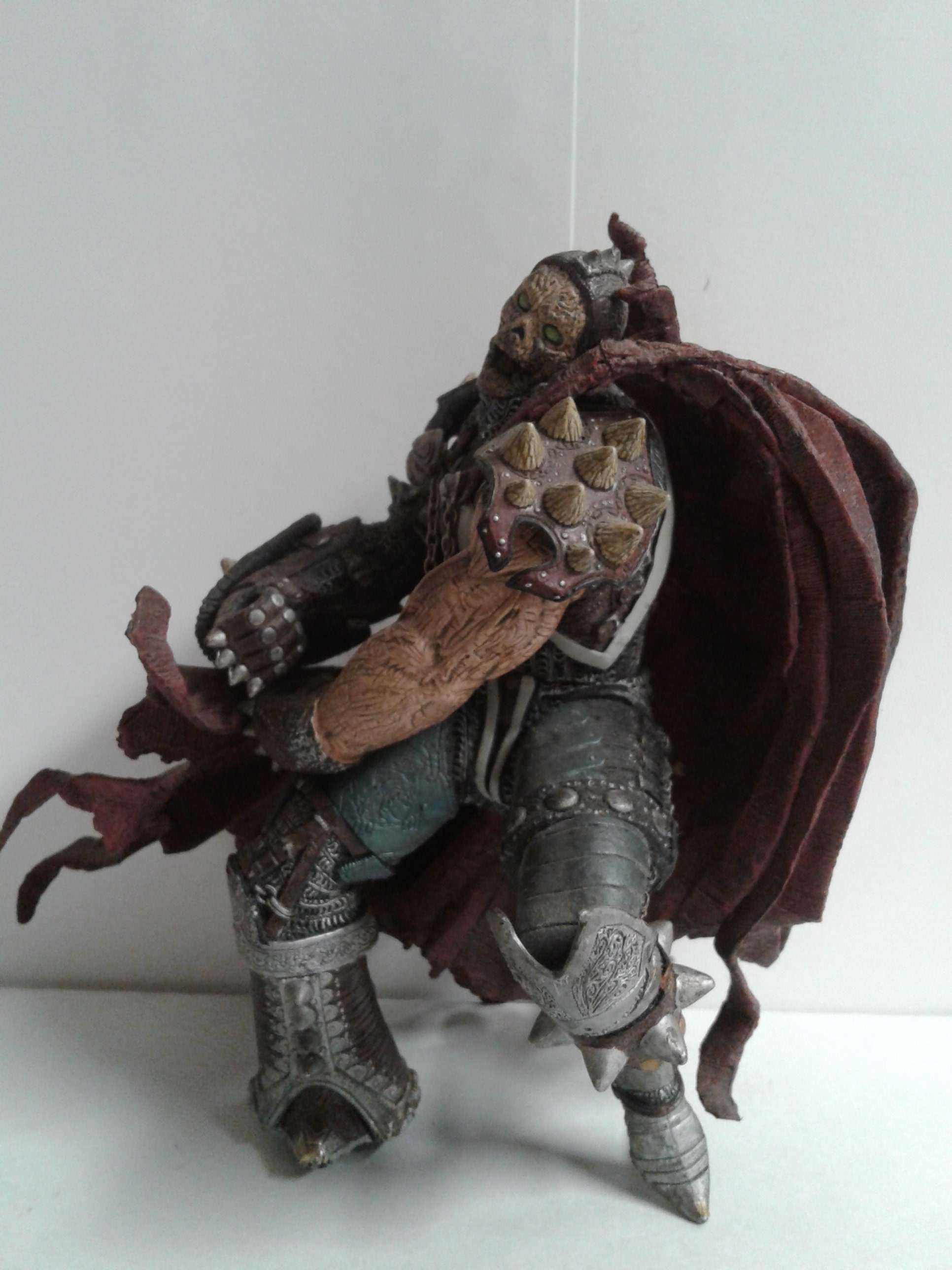 Amazon.com: Spawn Series 17 Classic > Medieval Spawn II