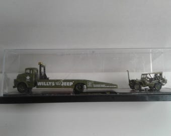 M2 Machines Chase Auto Haulers 1958 Dodge COE & 1944 Jeep MB 1:64