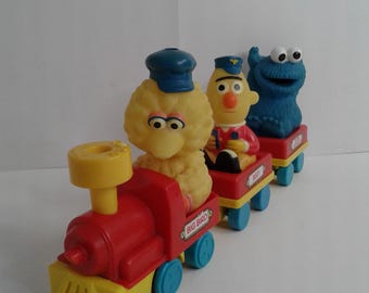 Sesame Street Big Bird's Wind up Train Vintage 1990's Illco