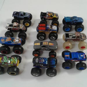 Hot Wheels Monster Jam Monster Truck 1:64 Diecast Vehicle Lot Of 11 image 4