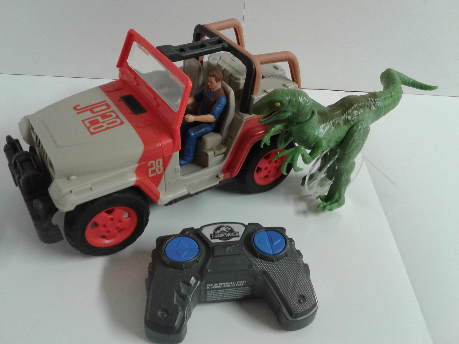 Jurassic World 2 Jeep Wrangler Raptor Attack RC Vehicle Remote Etsy