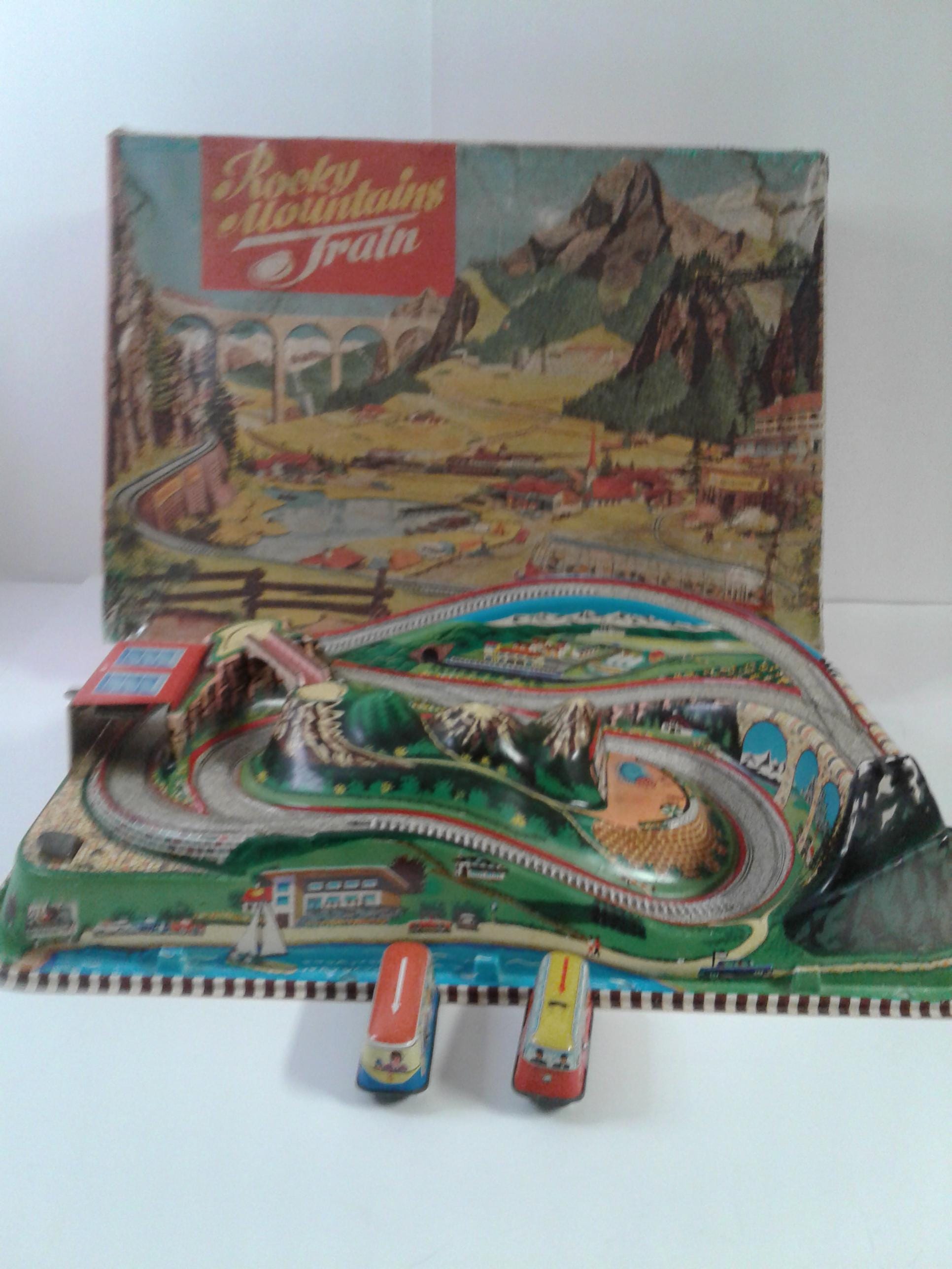 Vintage 1965 Technofix Plastic & Tin Lithographed Wind up Rocky