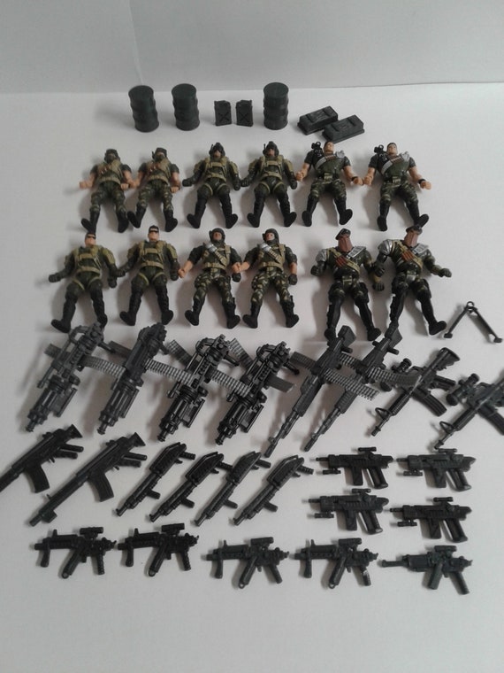 Lot of 41 Chap Mei/lenard Lot of Soldier Force Action Figures With Weapons  and Some Accessories -  Canada