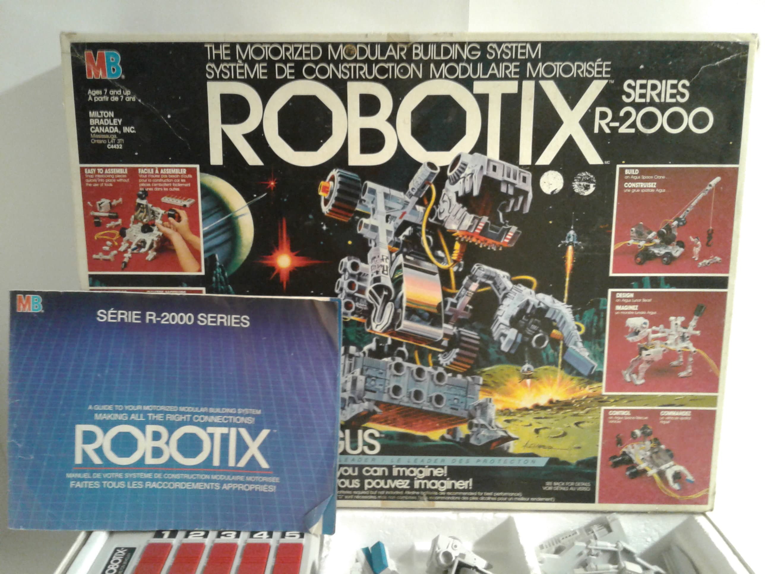 ROBOTIX Argus R-2000 Motorized Modular Building System Vintage