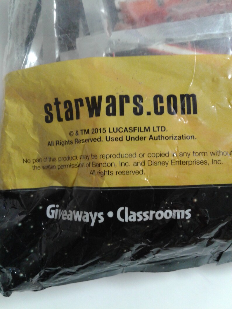 Coloring Book Crayons /& Stickers Star Wars Giveaways Party Favors Play Pack Mini 24 Packs