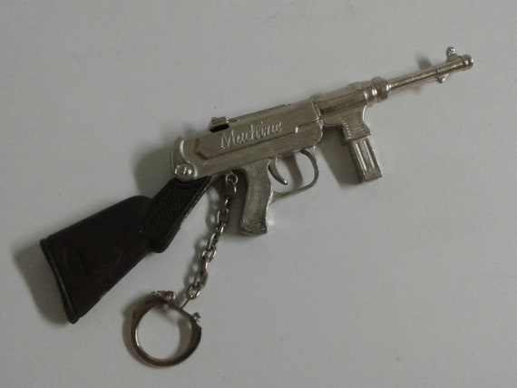 Vintage 60s Victory Machine Gun Metal and Plastic