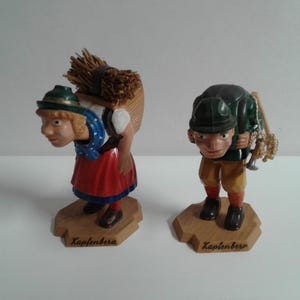 Vintage Wackelkopf Mann und Frau Kunststofffiguren Kapfenberg Niederländisch