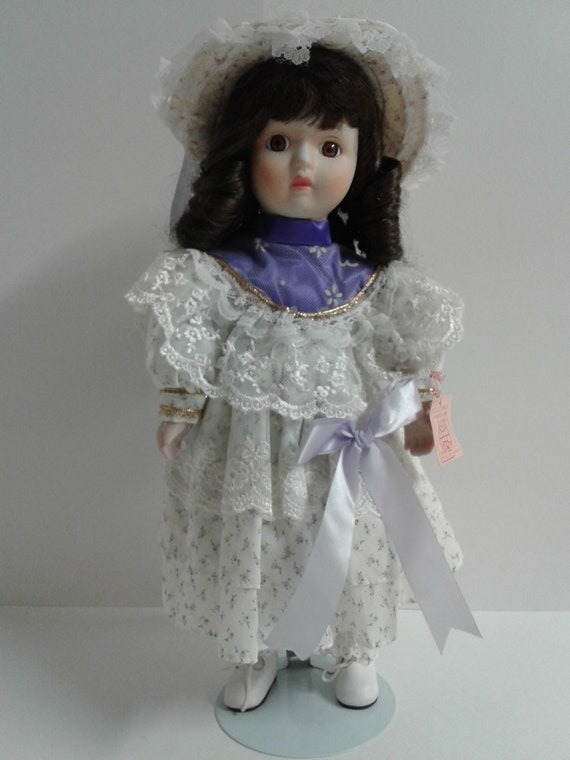 Collector Porcelain Doll Brinn's 1986 Taiwan 15