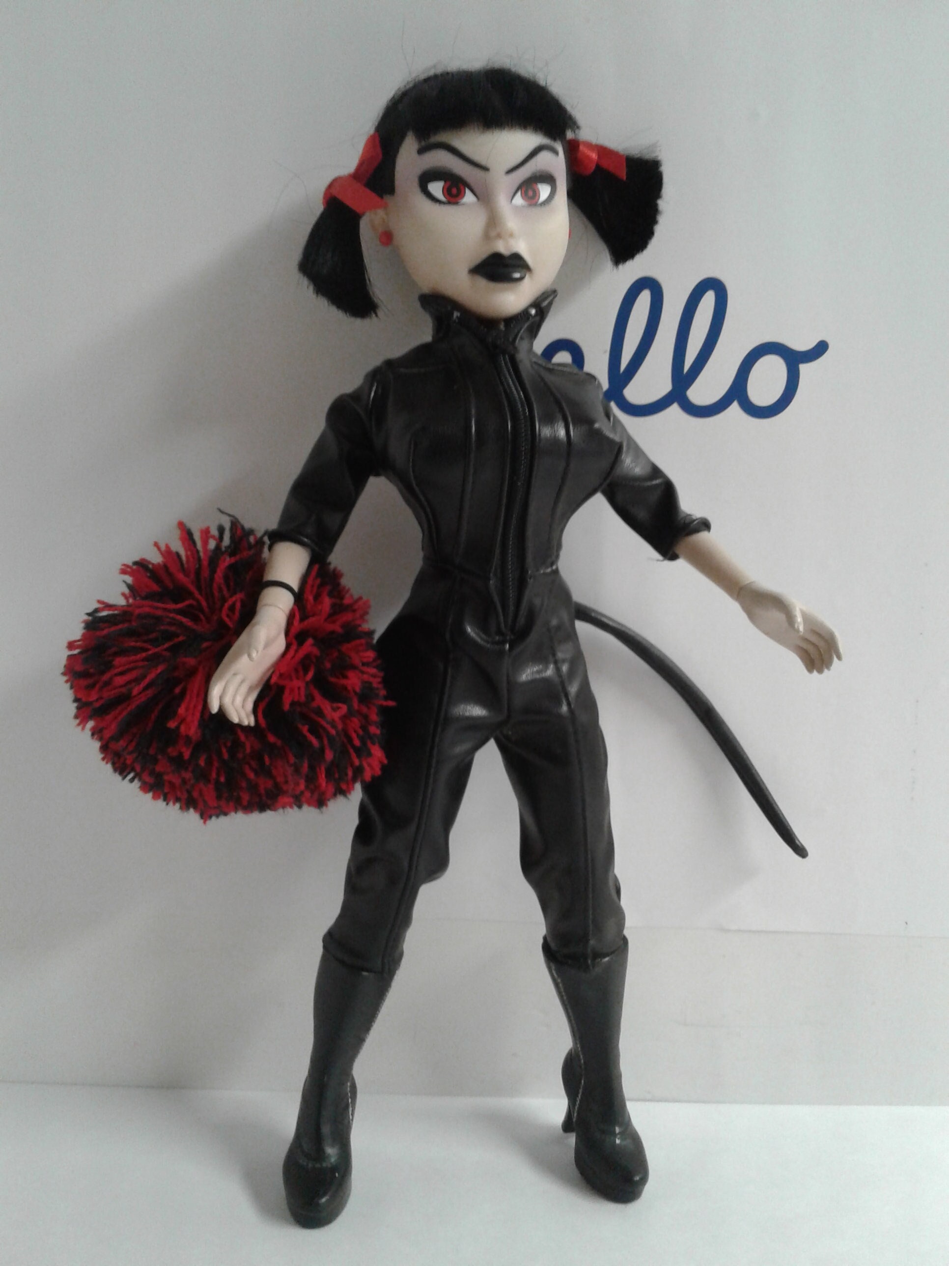 living dead dolls kitty