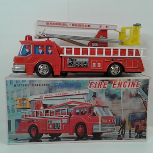 Vintage 1960s Snorkel Rescue Fire Truck Junior Product Japan 12