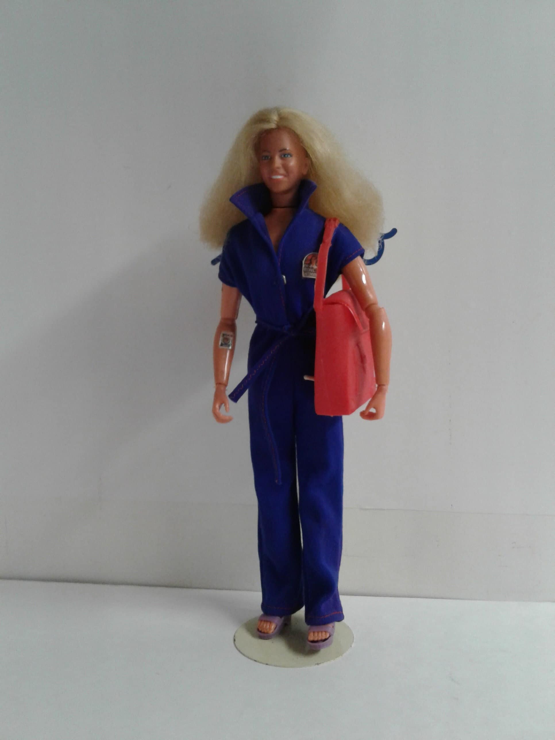 Bionic Woman Action Figure Original Outfit Vintage Kenner Bionic Woman Action Figure Original Outfit Vintage Kenner