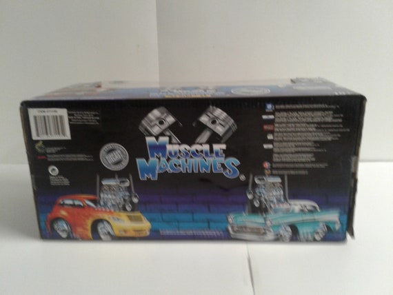 Muscle Machines ミニカーセット 11個 Muscle Machines BUILD IT '56 Olds 88 Purple/white 1/18 & 1