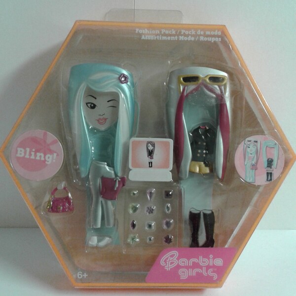 Barbie Girls On Line Exclusive Fashion Pack Accessories