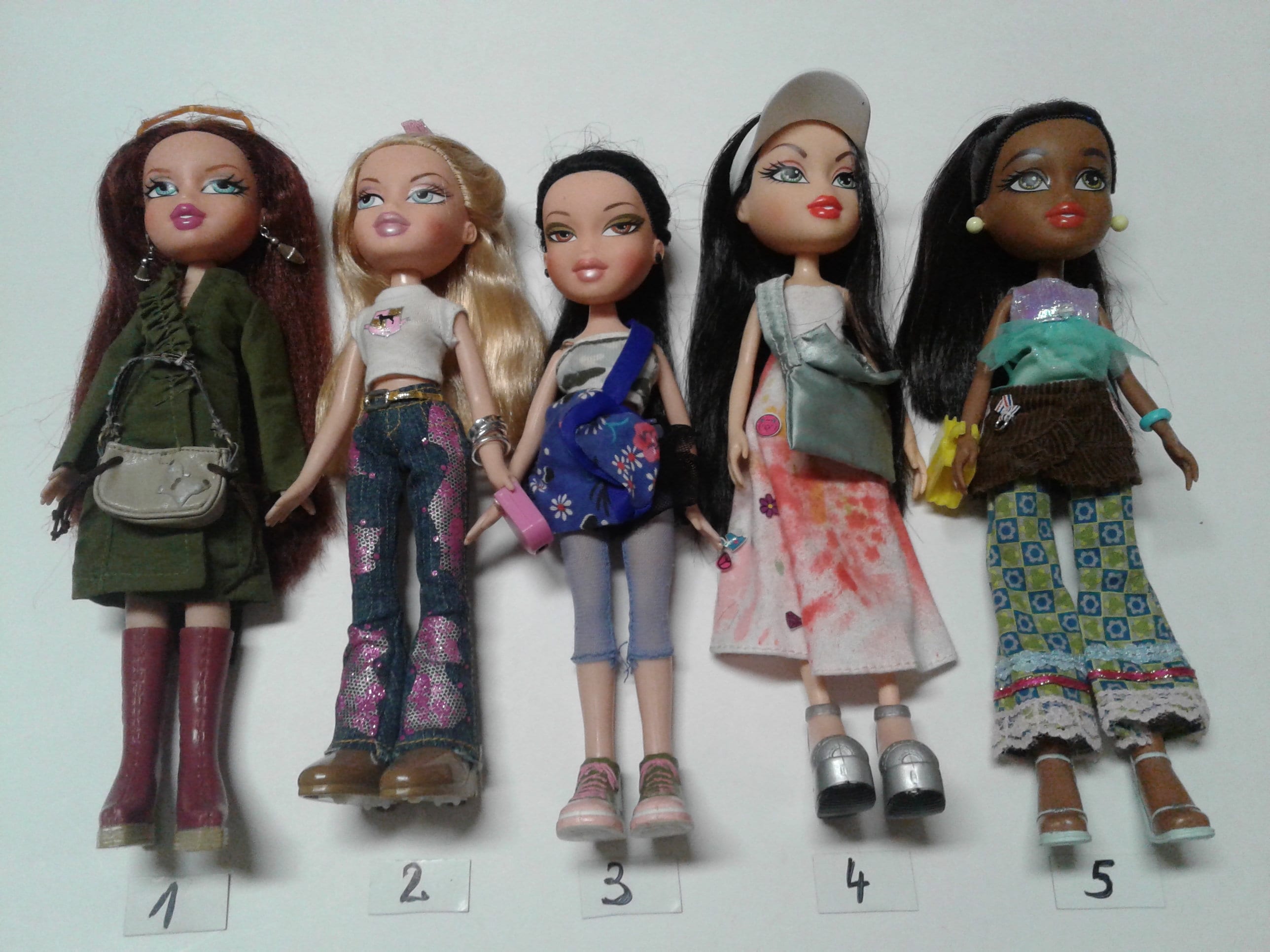 5 bratz dolls sale