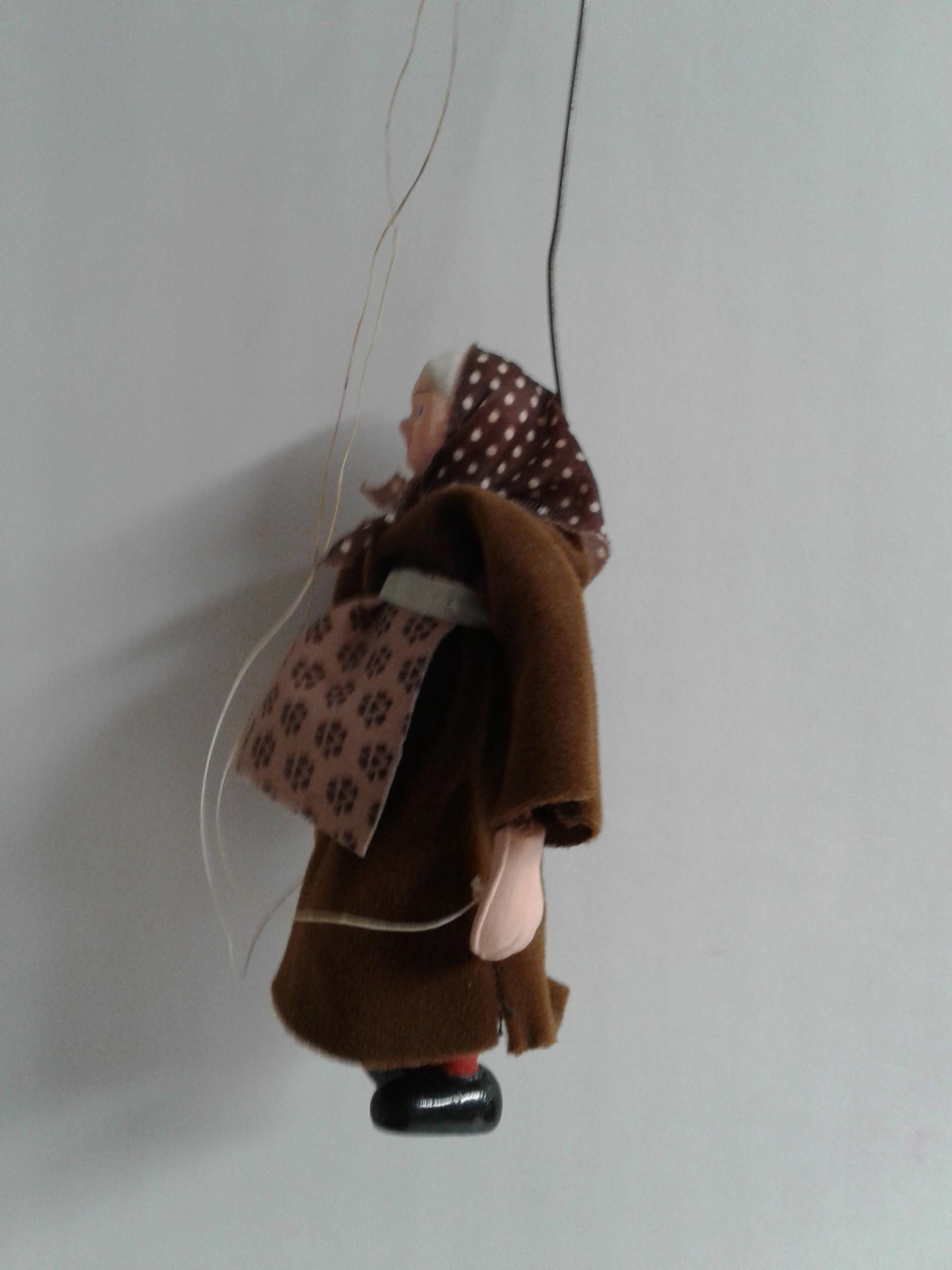 Wire Spring Puppet Vintage Handcrafted Felt Wood Wire Puppet/marionette Grandma Doll 6
