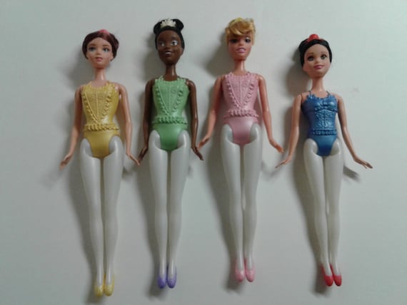 Boneca de papel com guarda roupa Bailarina Vintage