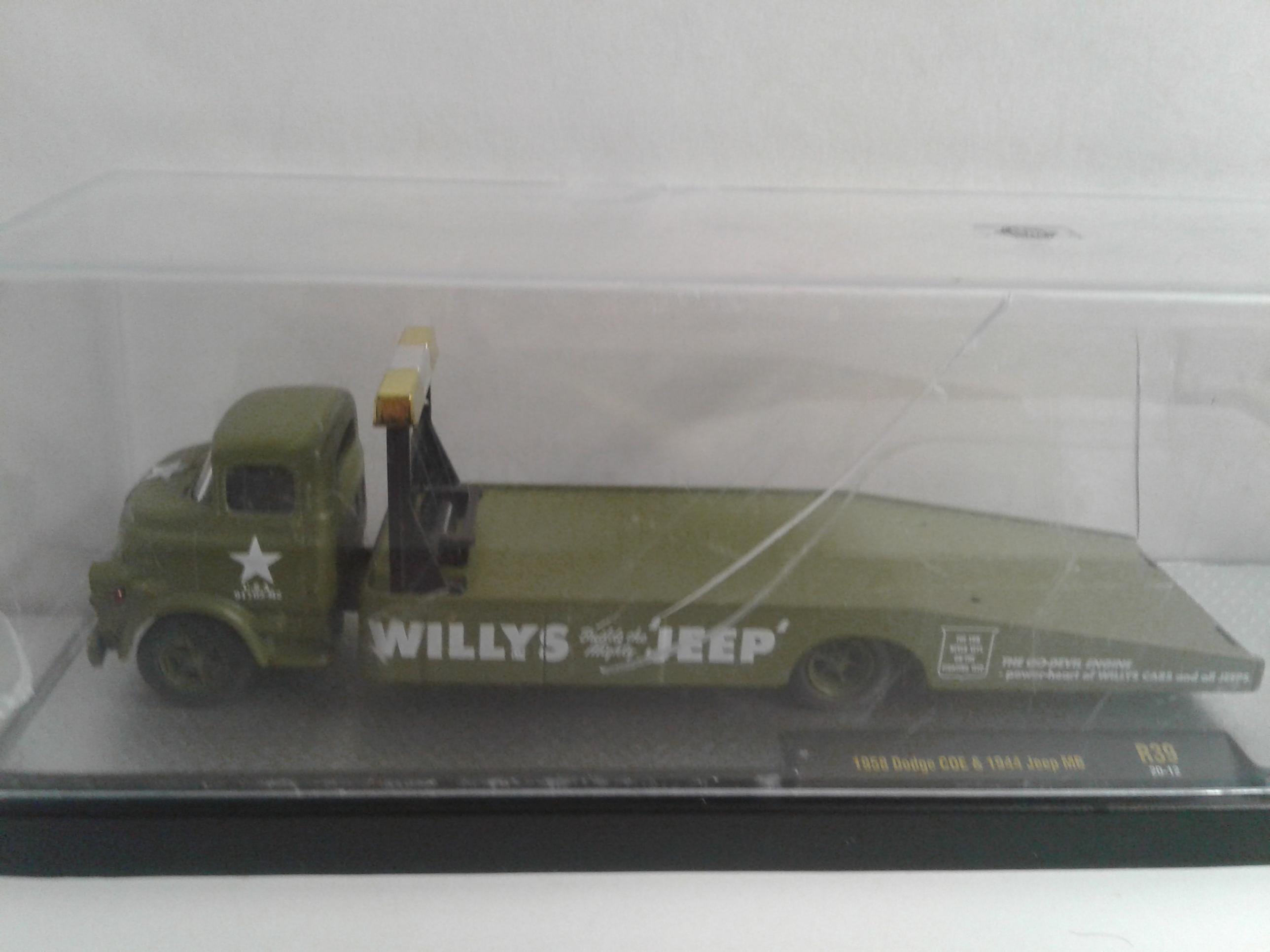 M2 Machines Chase Auto Haulers 1958 Dodge COE & 1944 Jeep MB 1:64