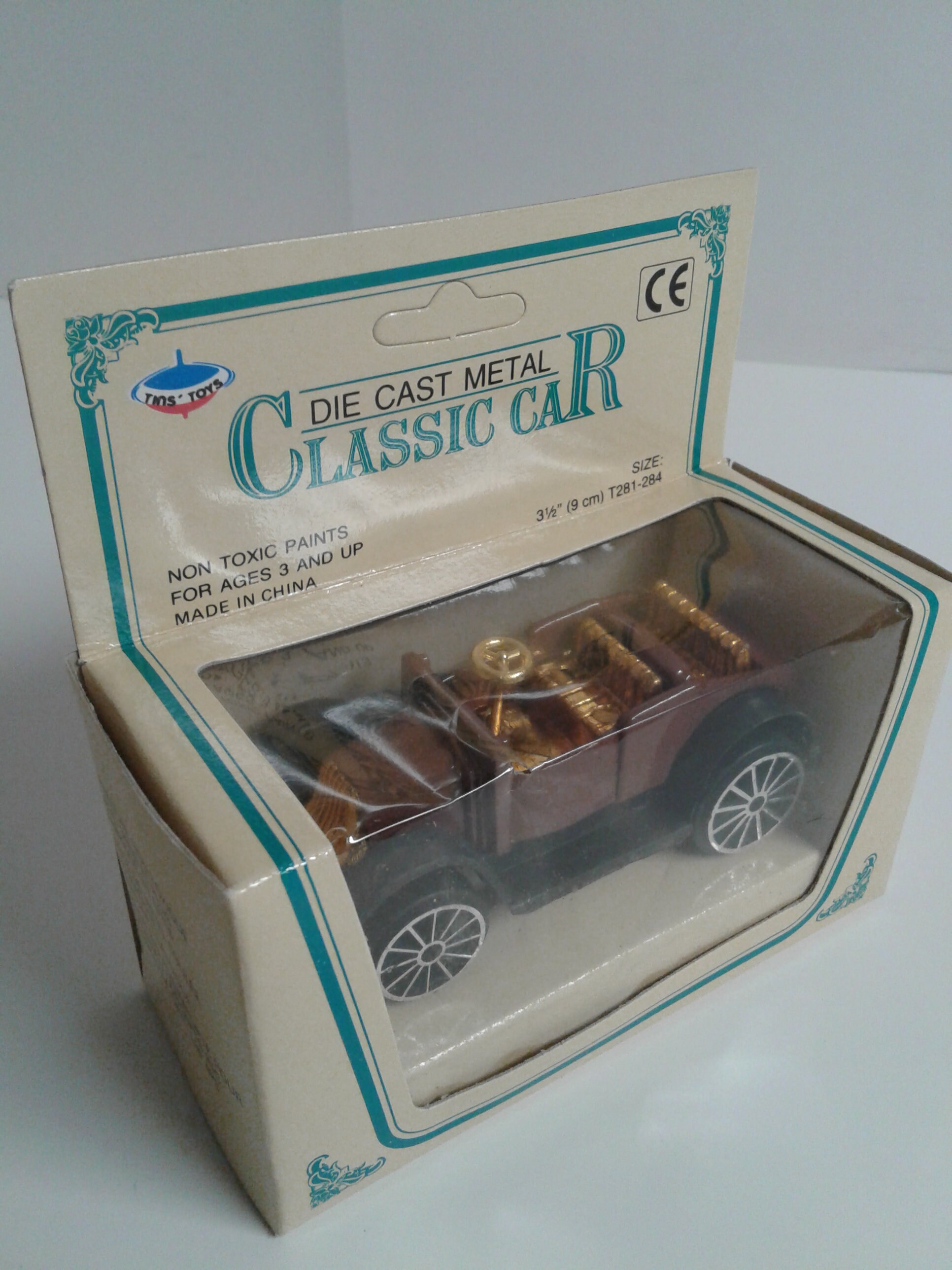 Renaissance Models 24-21: Car scale model kit 1/24 scale