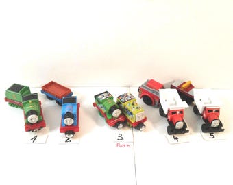 You Choose! Thomas The Tank Engine Magnetic Diecast Or Plastic Train Toys (2)