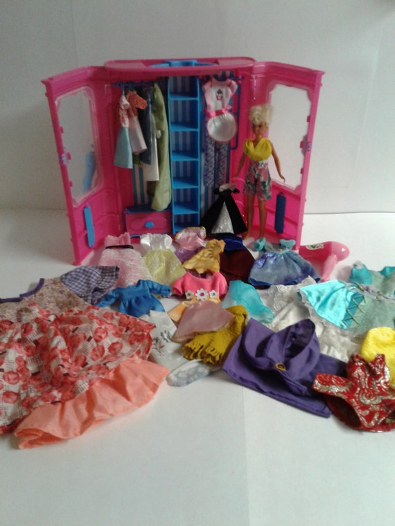 Barbie Fashion Doll Closet, Skipper Doll and Clothes Lot American Plastic  Toys 