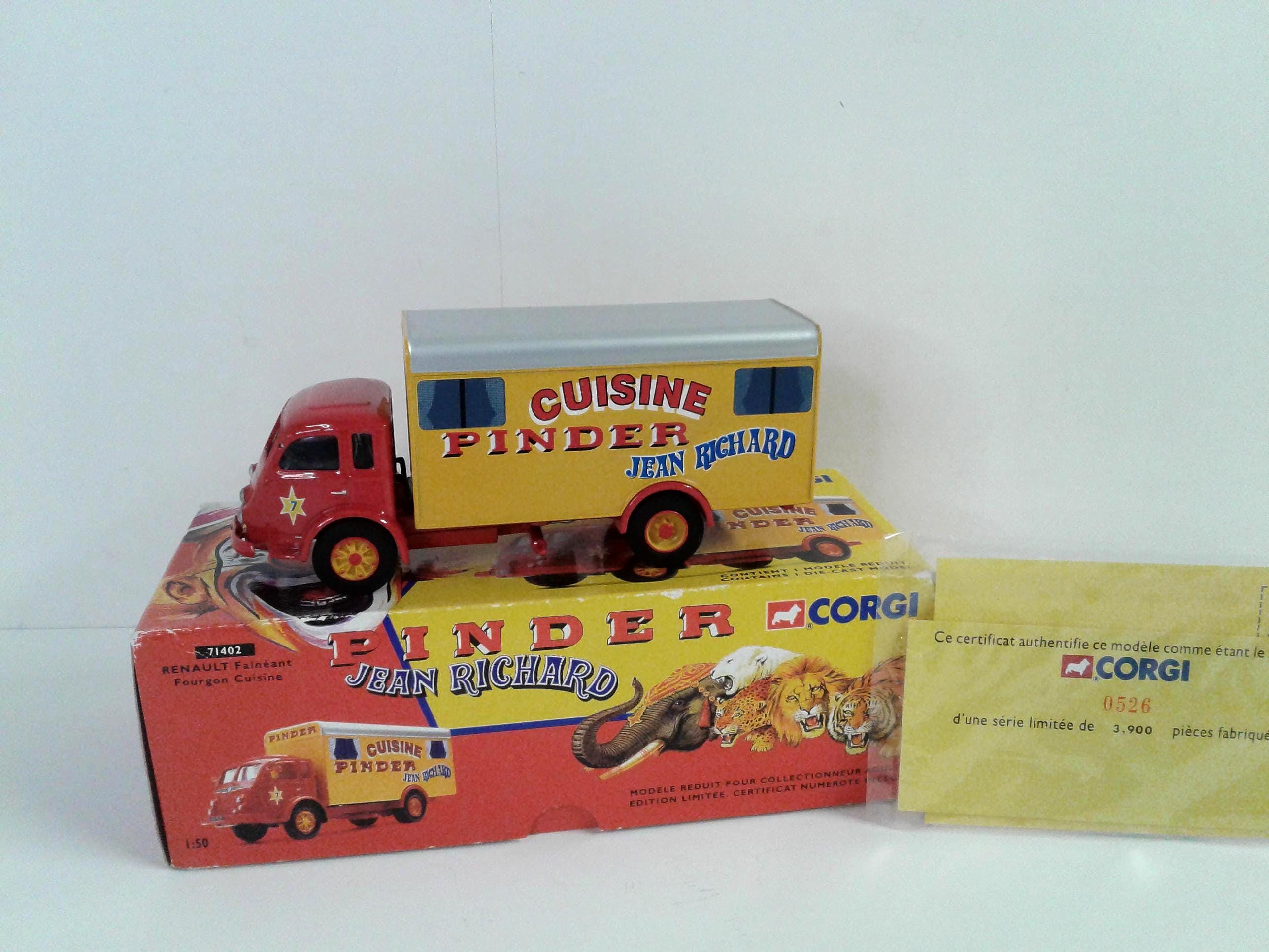 Corgi Pinder Jean Richard Circus Truck - 1997 Renault Faineant 1