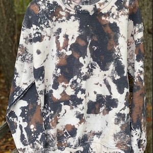 Cowhide Bleached Sweatshirt / Hoodie, Cowhide Sweatshirts, Cowhide Hoodies, Trending Cowhide Bleached Shirt, Cow lovers Dream Sweathshirt