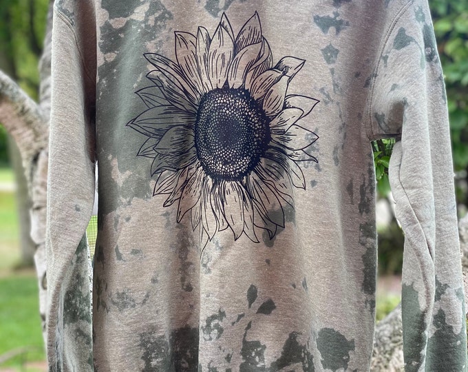 Black Sunflower Bleached Green sweatshirt, Bleached sweatshirt, Sunflower, Handmade, Trending Clothing, Unique Gift, Nature lover