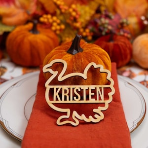 Thanksgiving Place Card - Custom Name Tag - Table Decor - Custom Wood Fall Centerpiece - Autumn Pumpkin Table Decor - Friendsgiving Placard
