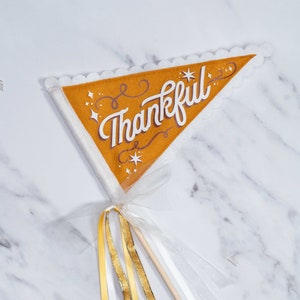 Felt Thanksgiving Flag - Thanksgiving Party Decor - Fall Felt Pennant - Child Play Wand -Thanksgiving Photo Prop for Kids