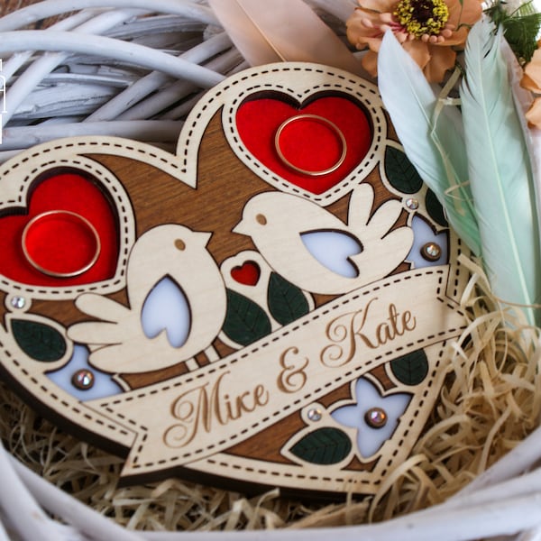 Wedding Wood Ring Bearer Pillow "Birds in Love", Personalisiertes Holz Ringhalter, Support Pour Alliances Mariage